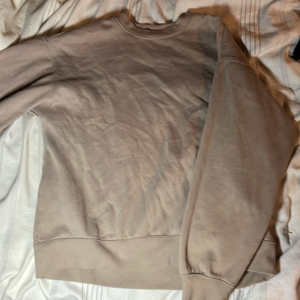 Brown crewneck